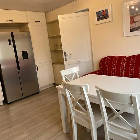 Menssen Apartment